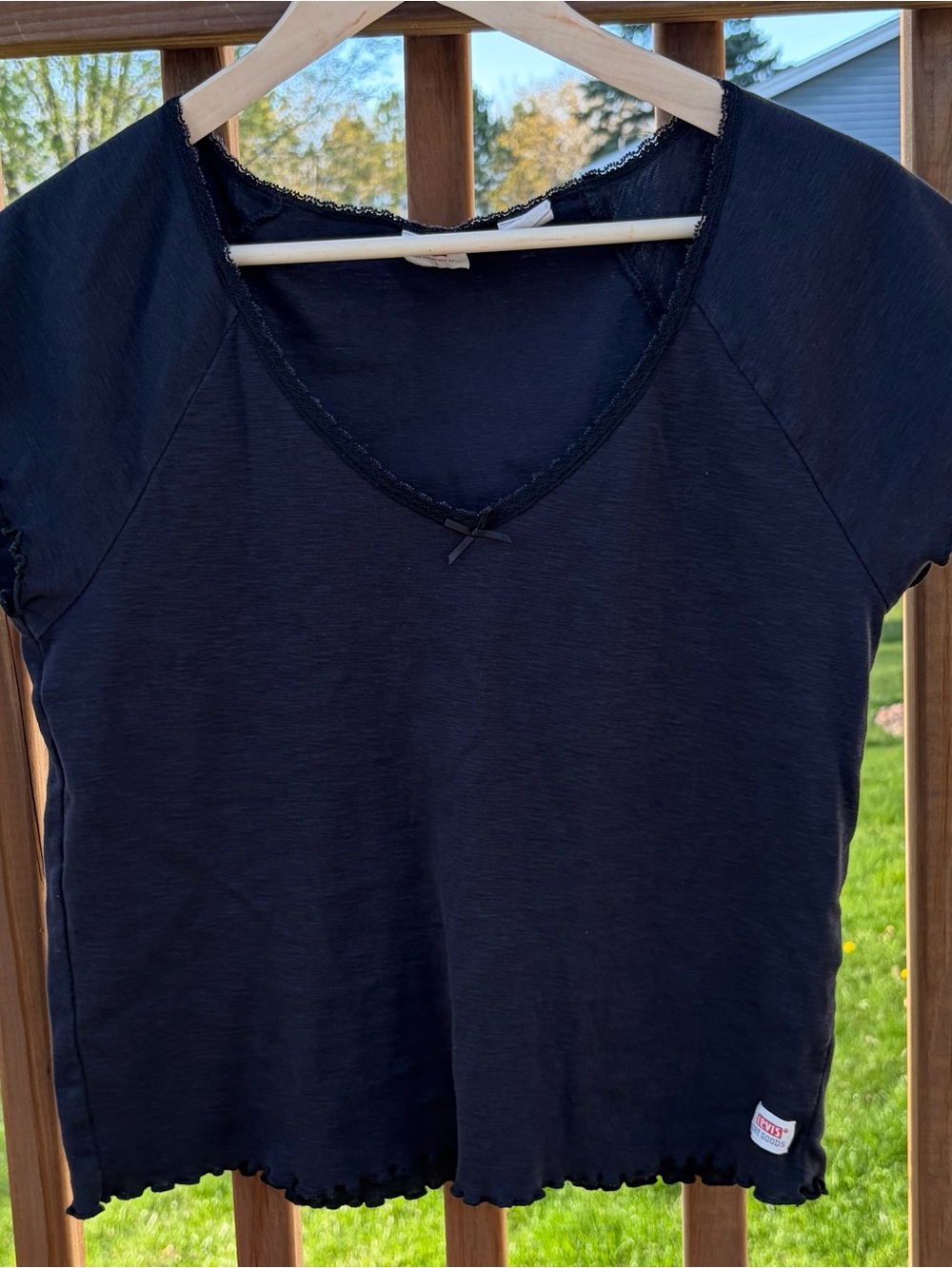 Levi’s Women's Black V-Neck Babydoll Short Sleeve Tee with Lace Trim